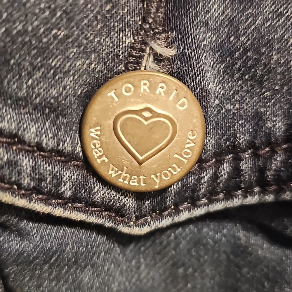 Torrid Blue Jean Jacket Size 00 - Picture 4 of 8
